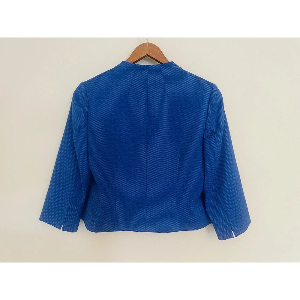Hobbs London Mary Cropped Textured Boxy Blazer. Royal Blue. Size 4. 3/4 Sleeve.